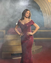 Exquisites bodenlanges, schulterfreies Meerjungfrau-Ballkleid aus Satin mit Pailletten